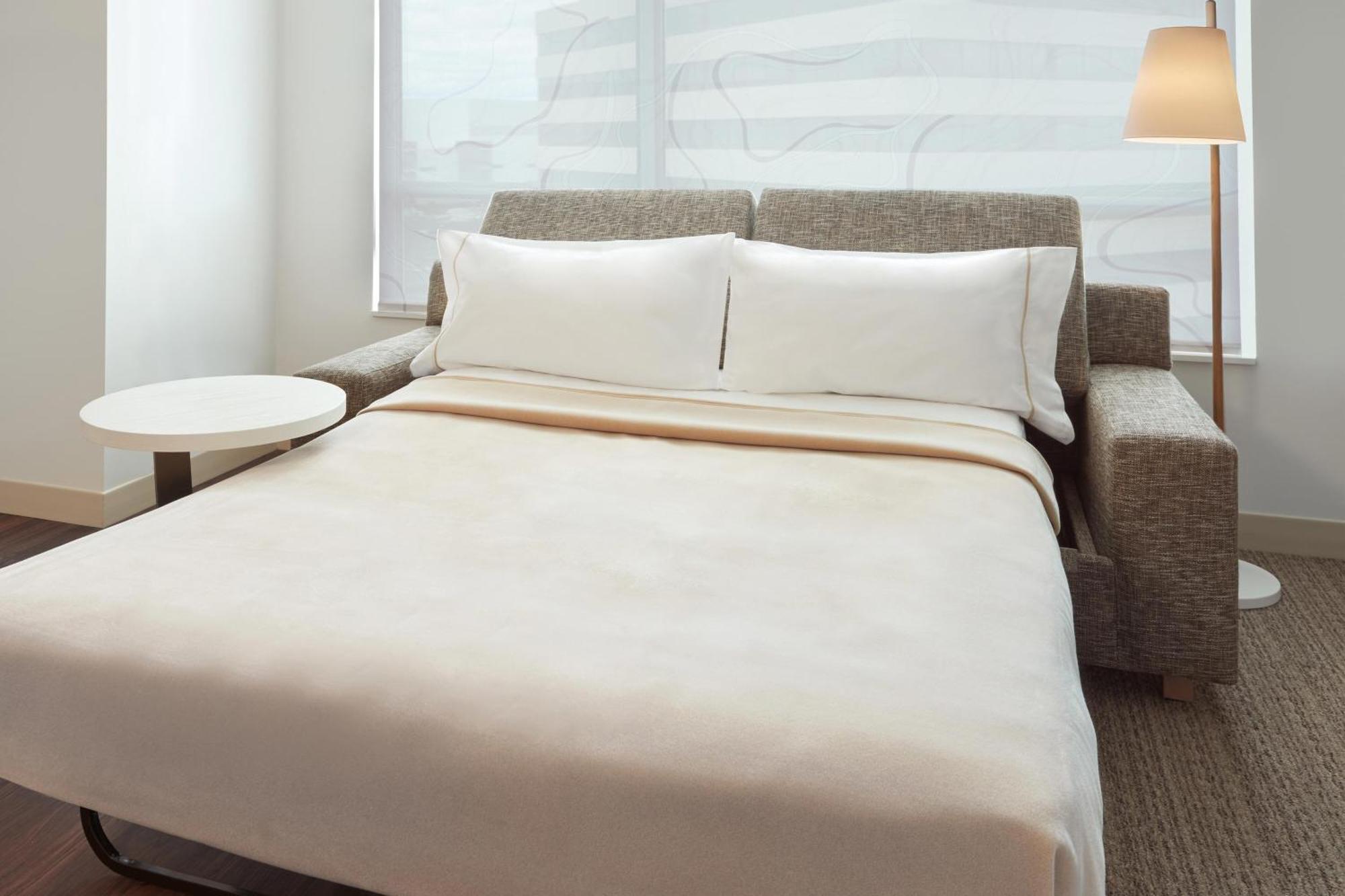 Element Toronto Airport Hotel Mississauga Ngoại thất bức ảnh
