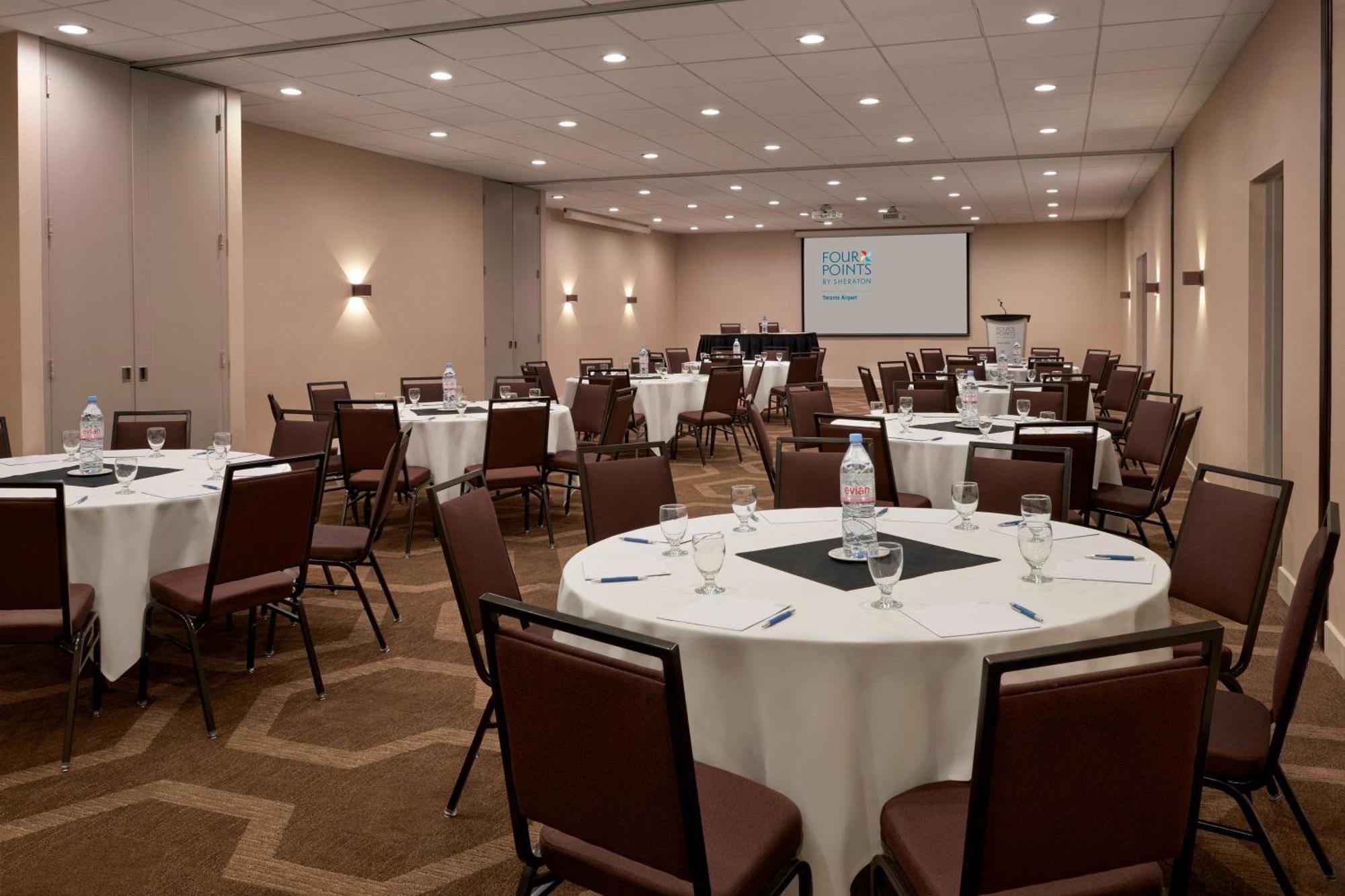 Element Toronto Airport Hotel Mississauga Ngoại thất bức ảnh