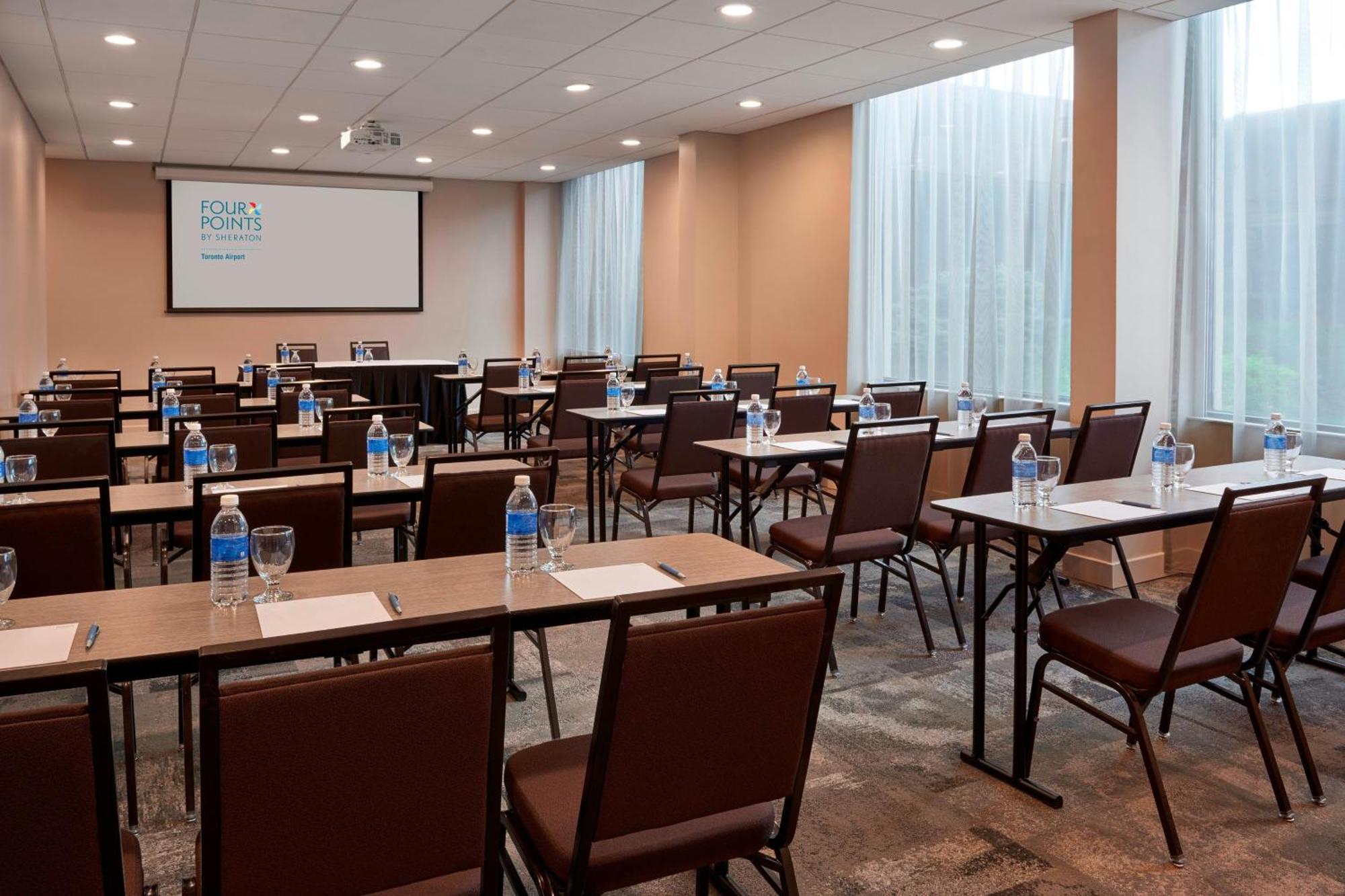 Element Toronto Airport Hotel Mississauga Ngoại thất bức ảnh