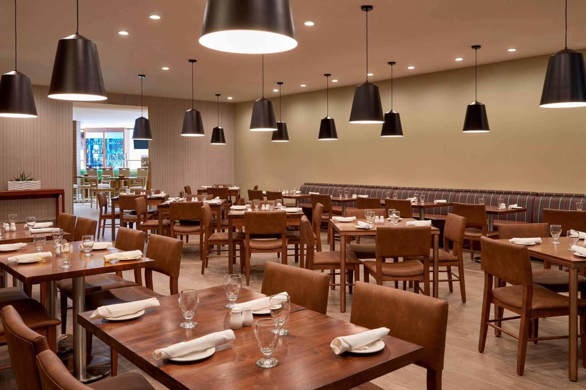Element Toronto Airport Hotel Mississauga Ngoại thất bức ảnh