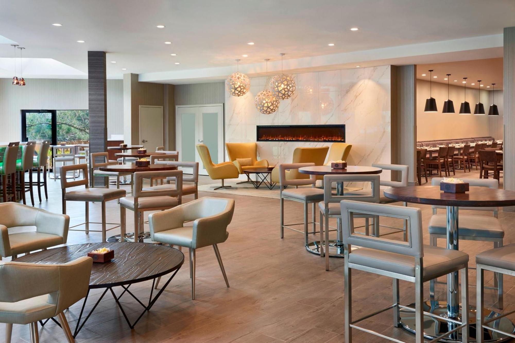 Element Toronto Airport Hotel Mississauga Ngoại thất bức ảnh