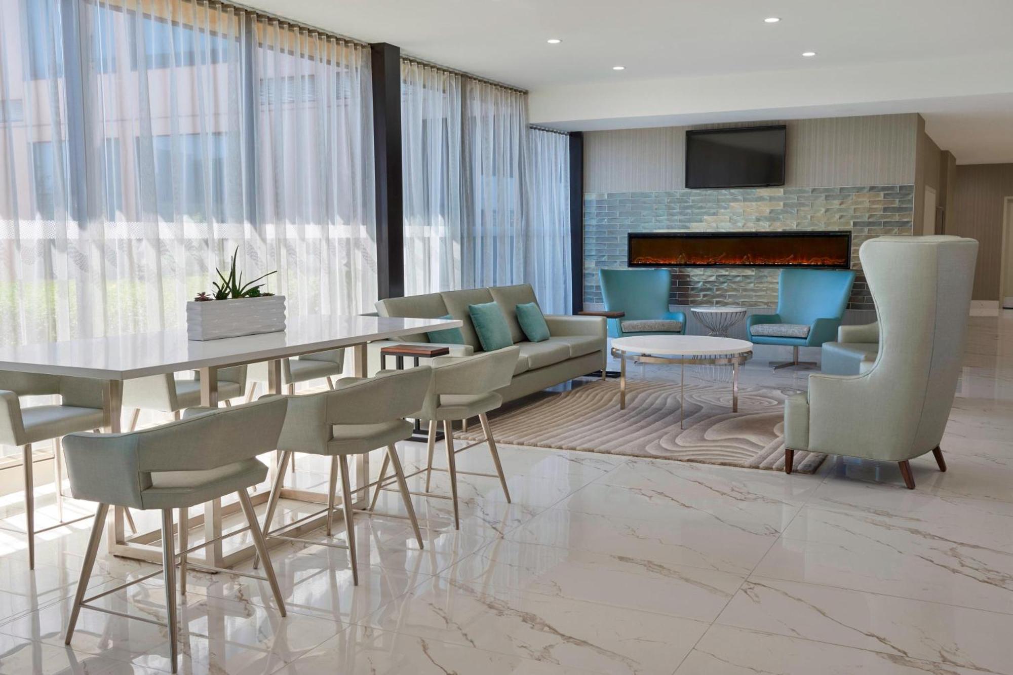 Element Toronto Airport Hotel Mississauga Ngoại thất bức ảnh